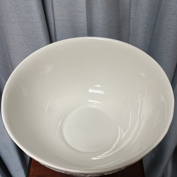 Vintage Davenport Strawberry and Grape Leaf 9" Chinese Bowl by Burleigh England - Picture 8 of 12